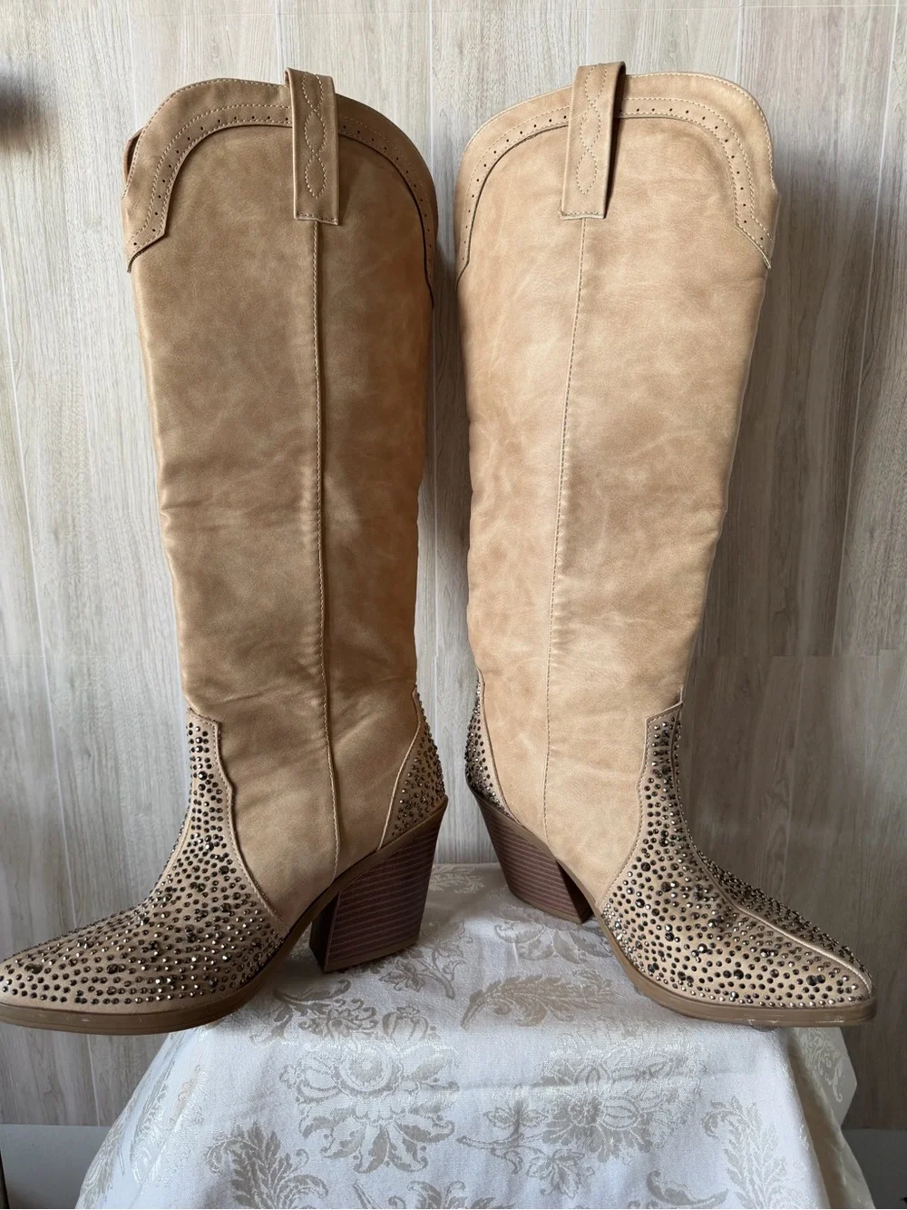 Bling rhinestone cowgirl boots