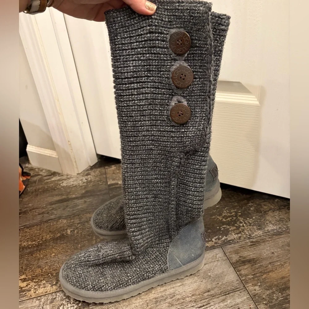 UGG stylish gray