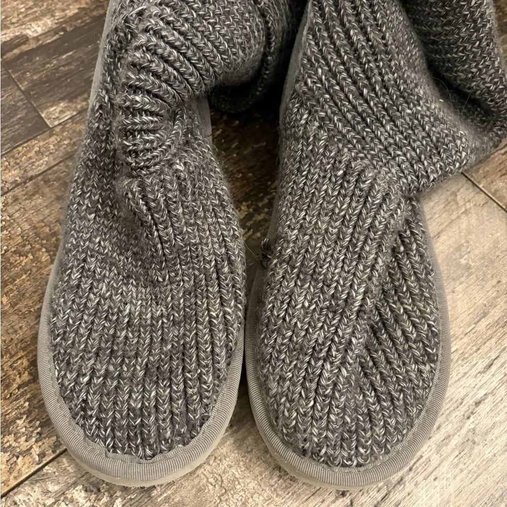UGG stylish gray