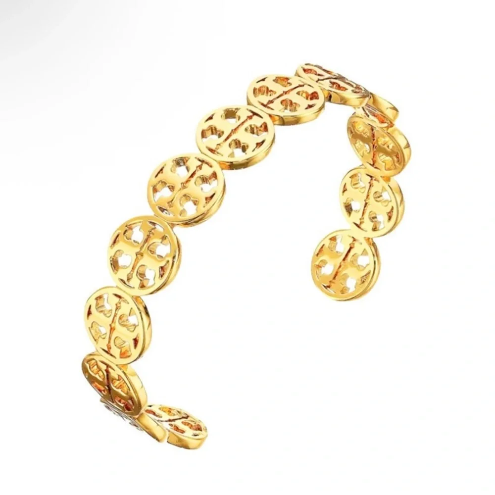 Tory Burch tory burch