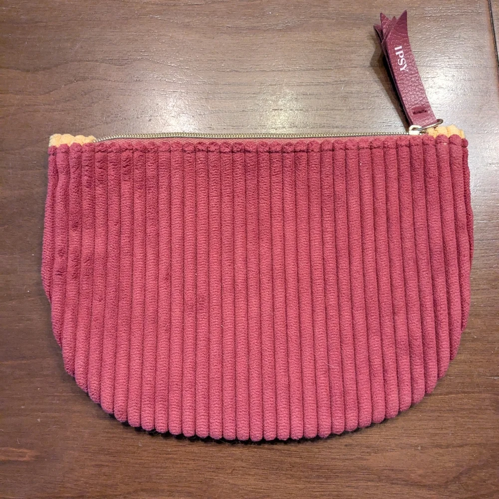 Clinique see 25x4 owned