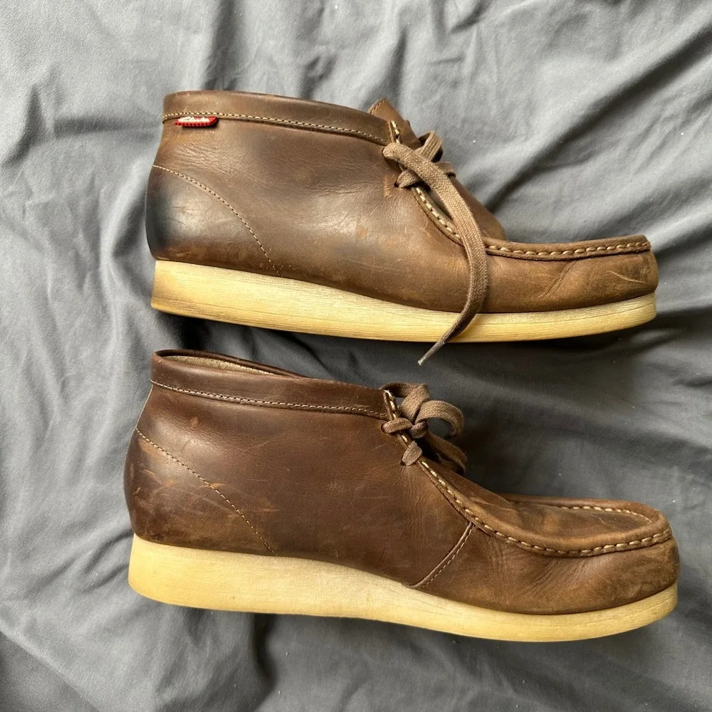 Clarks wallabee boots