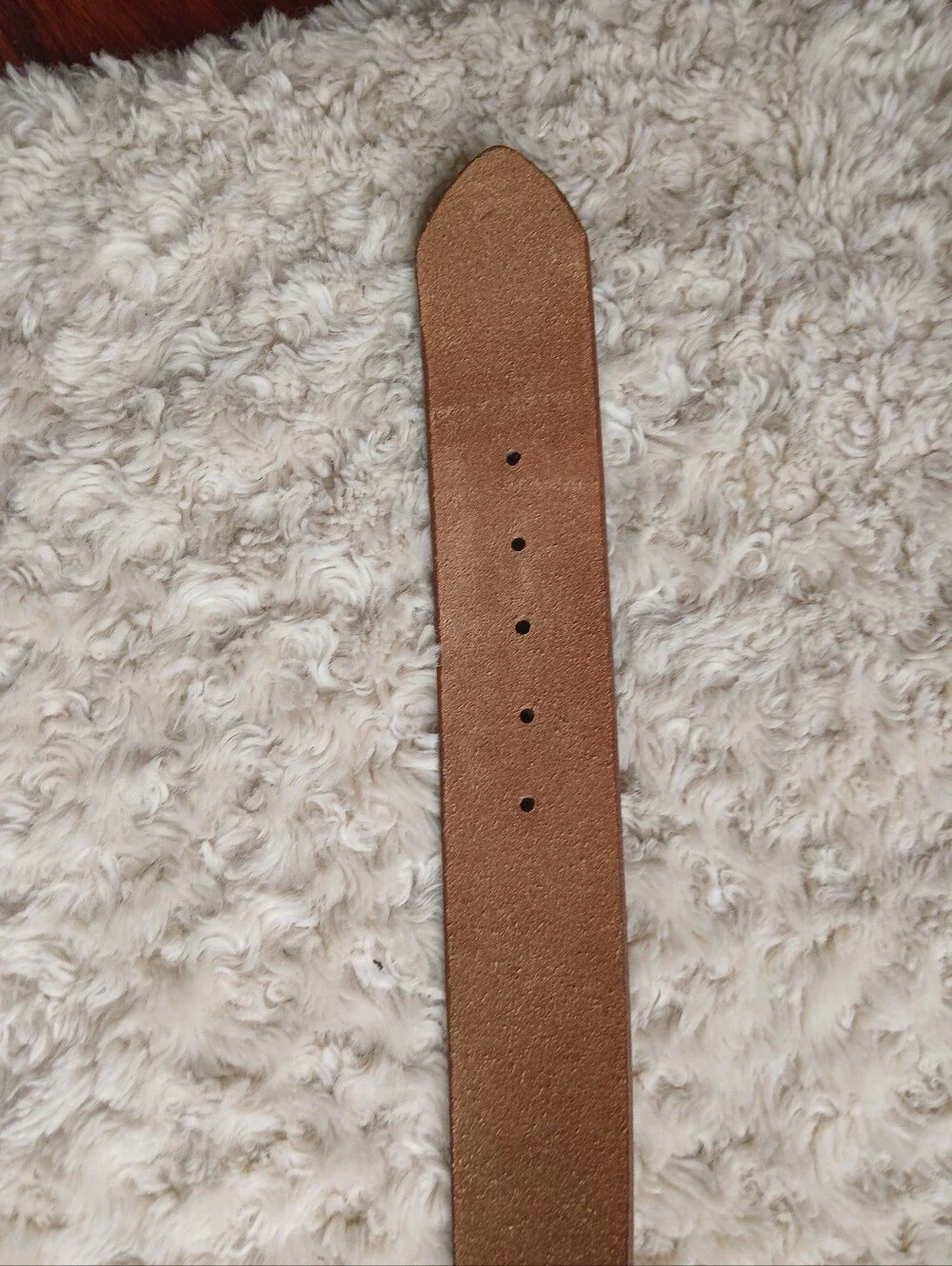 Jessica Simpson stylish tan