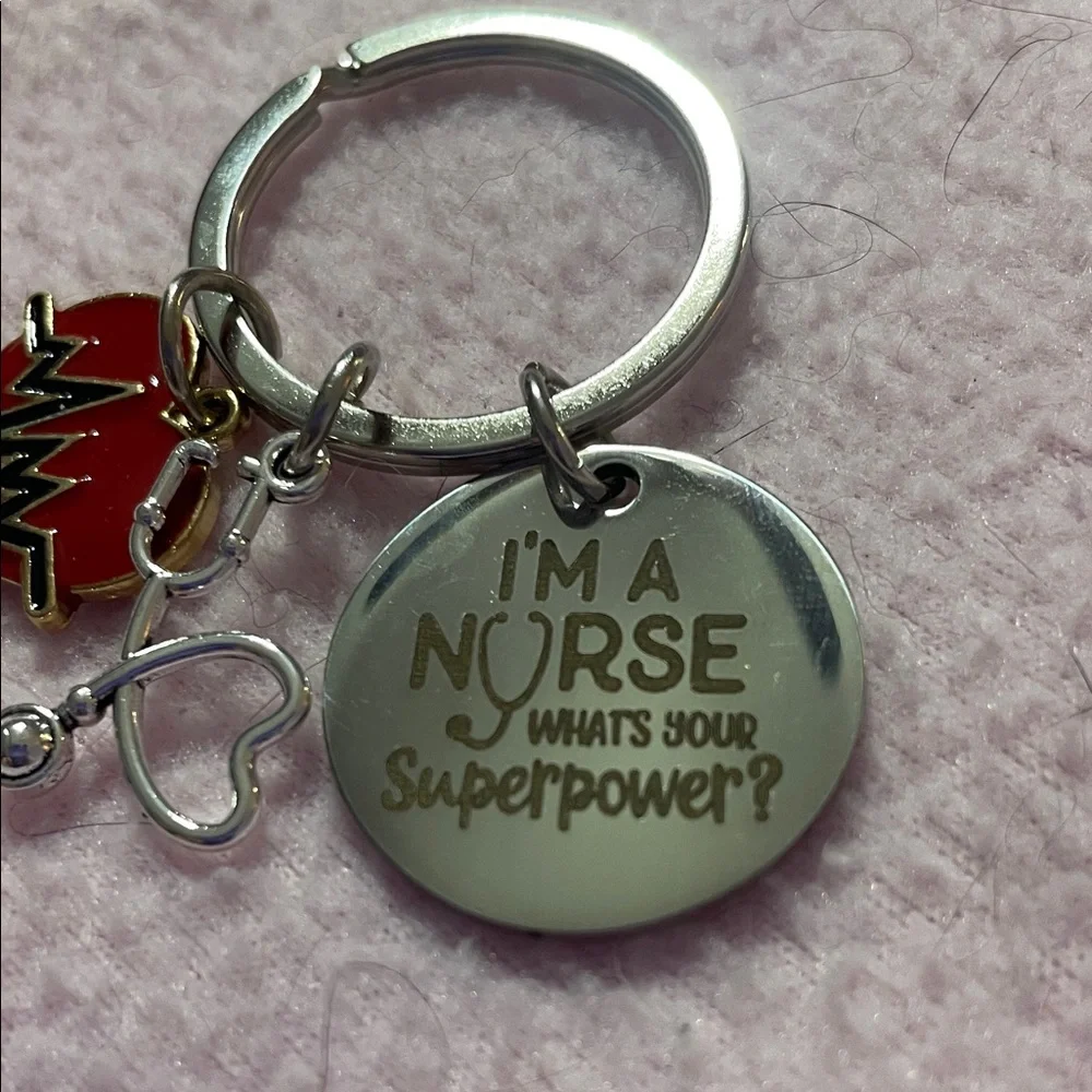 N/A silver keychain