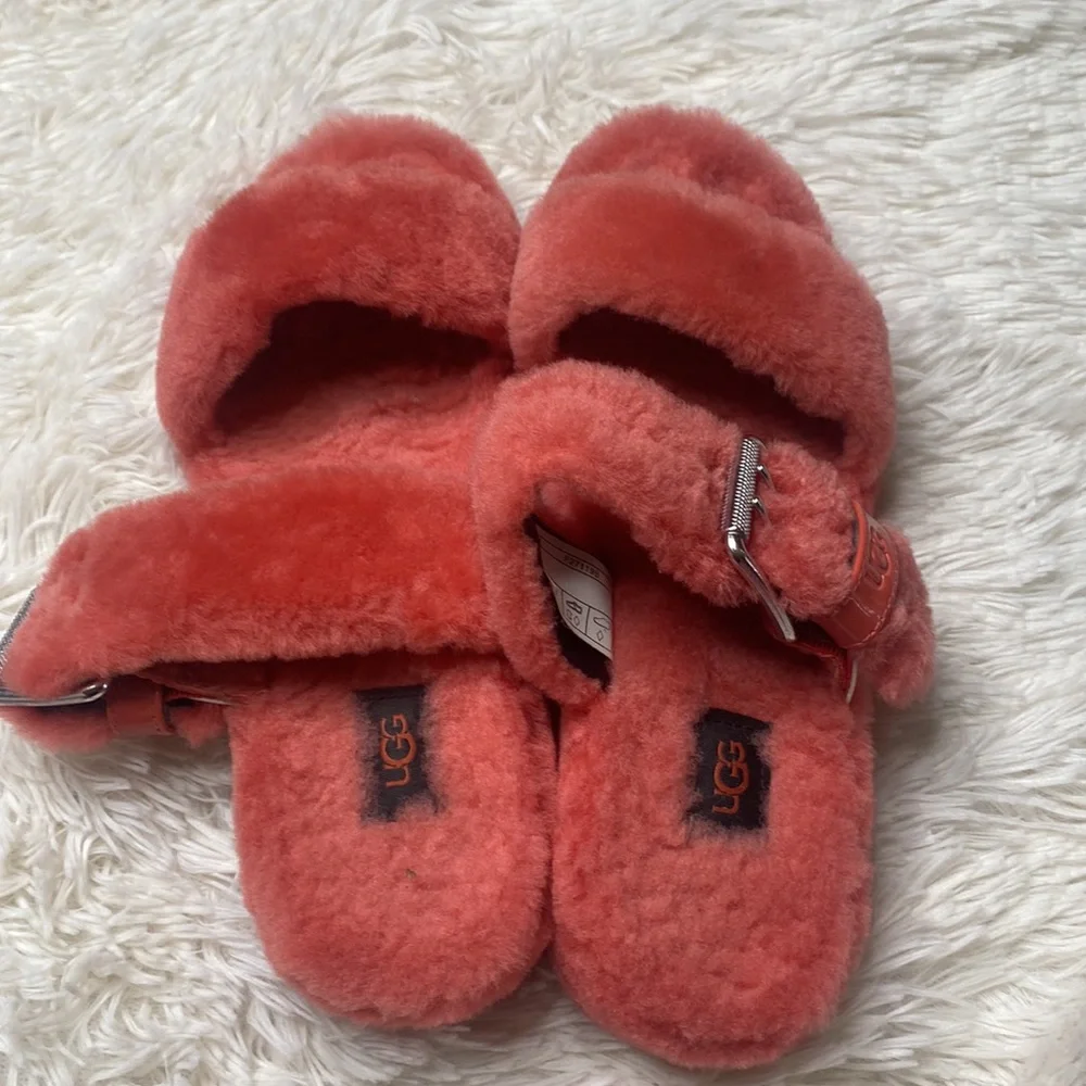 UGG platform coral