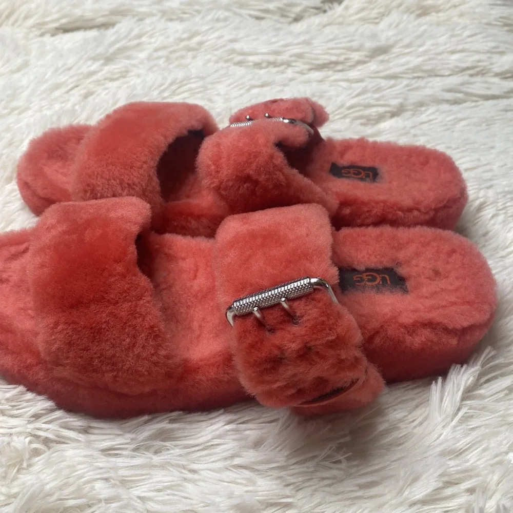 UGG platform coral