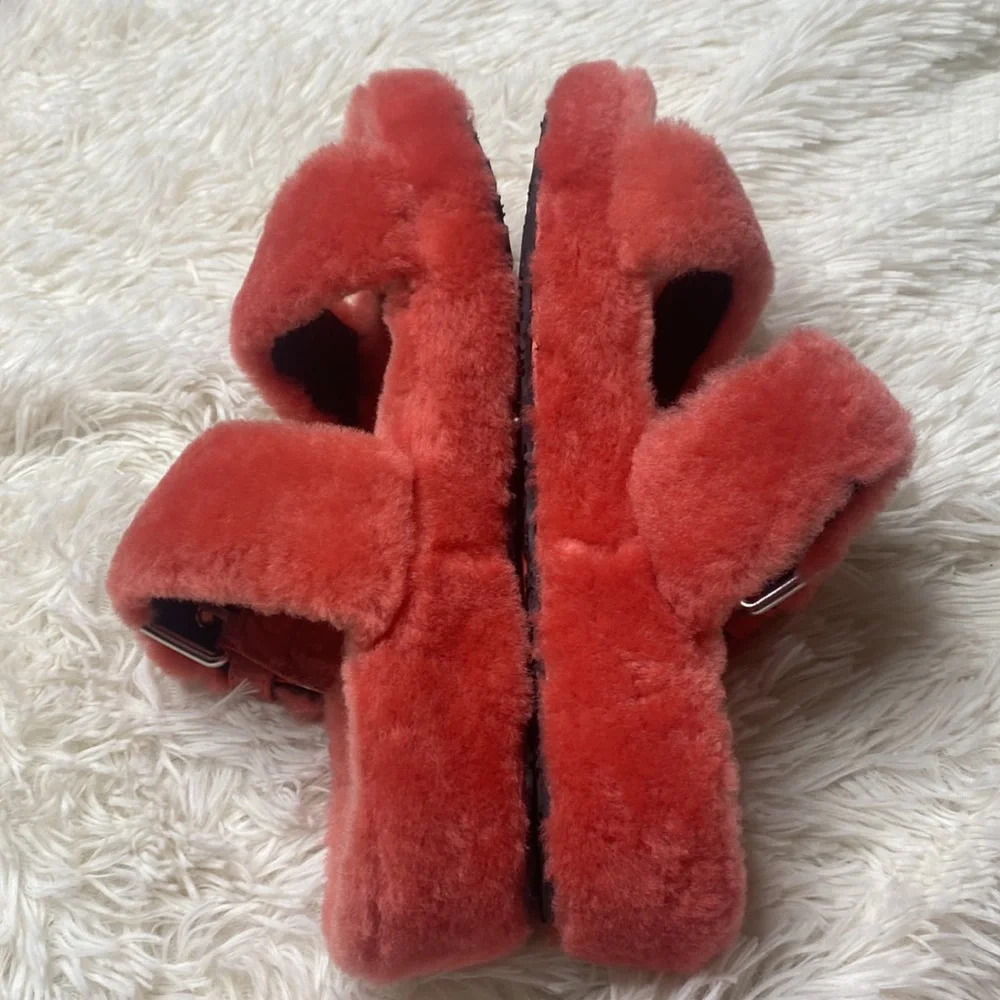 UGG platform coral