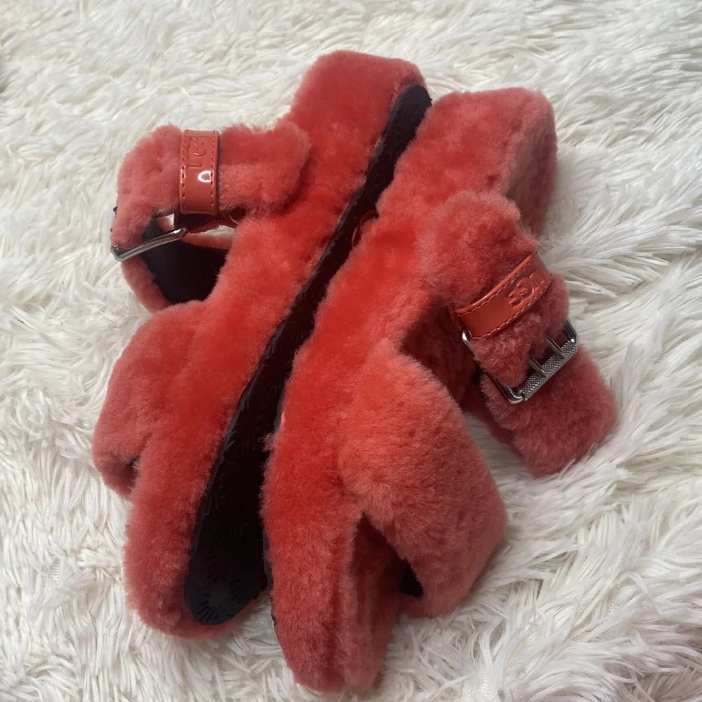 UGG platform coral
