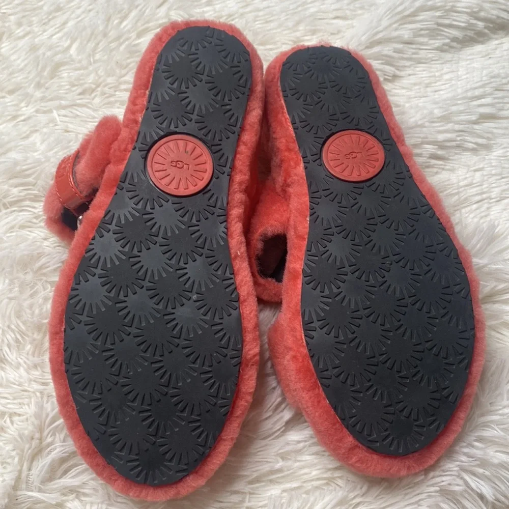 UGG platform coral