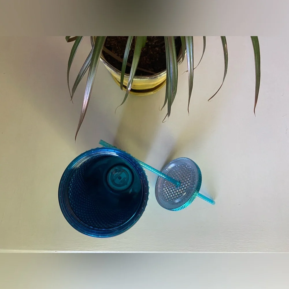 Starbucks tumbler summer