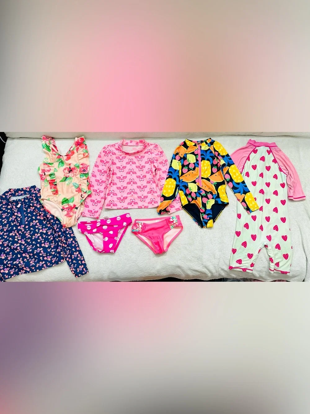 GAP bright swim