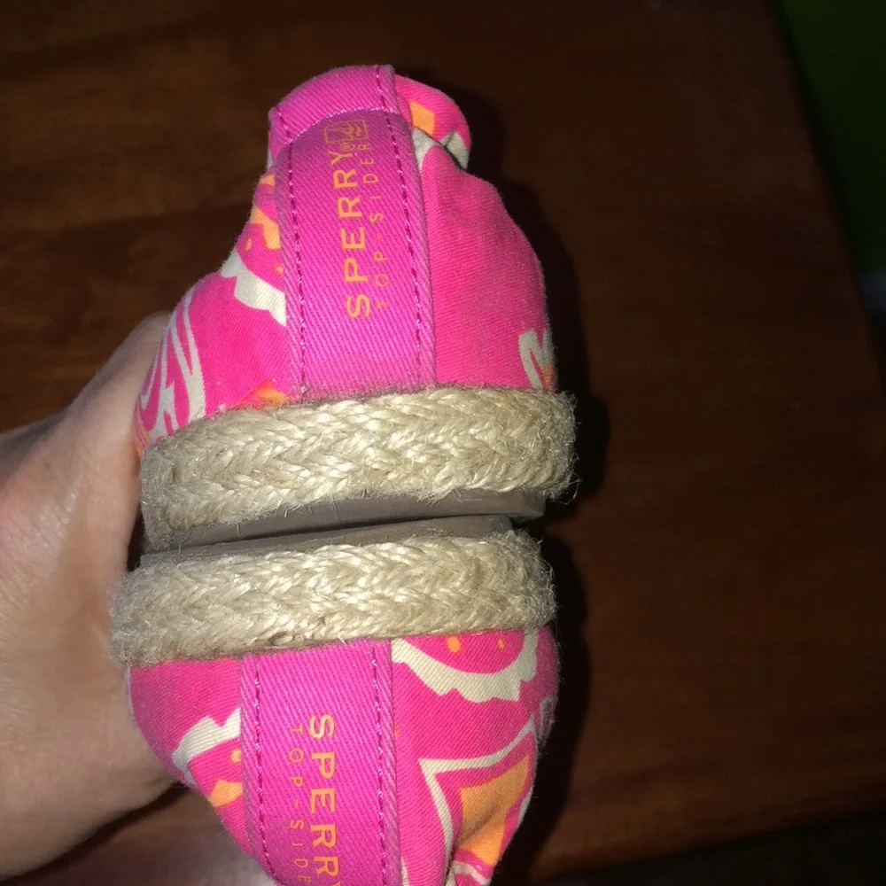 Sperry these top