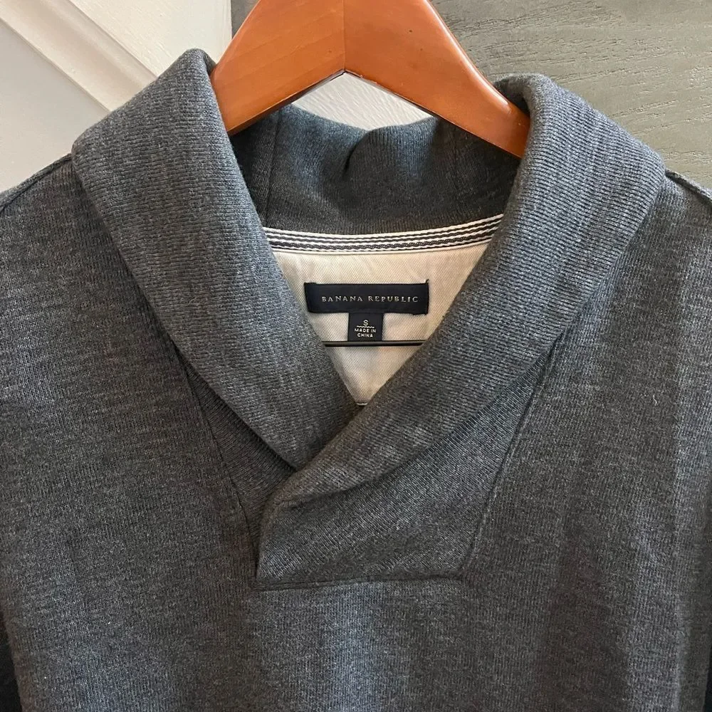 Banana Republic measures 21