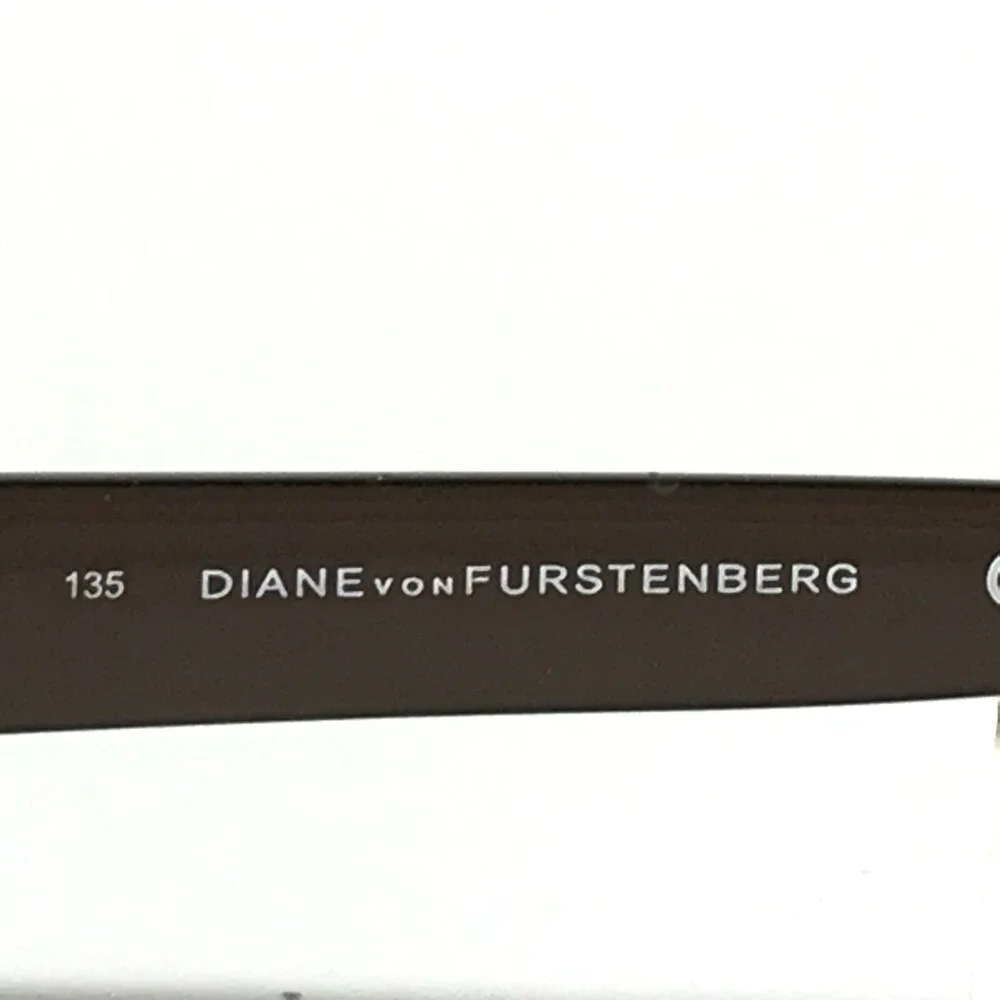 Diane Von Furstenberg demo lenses