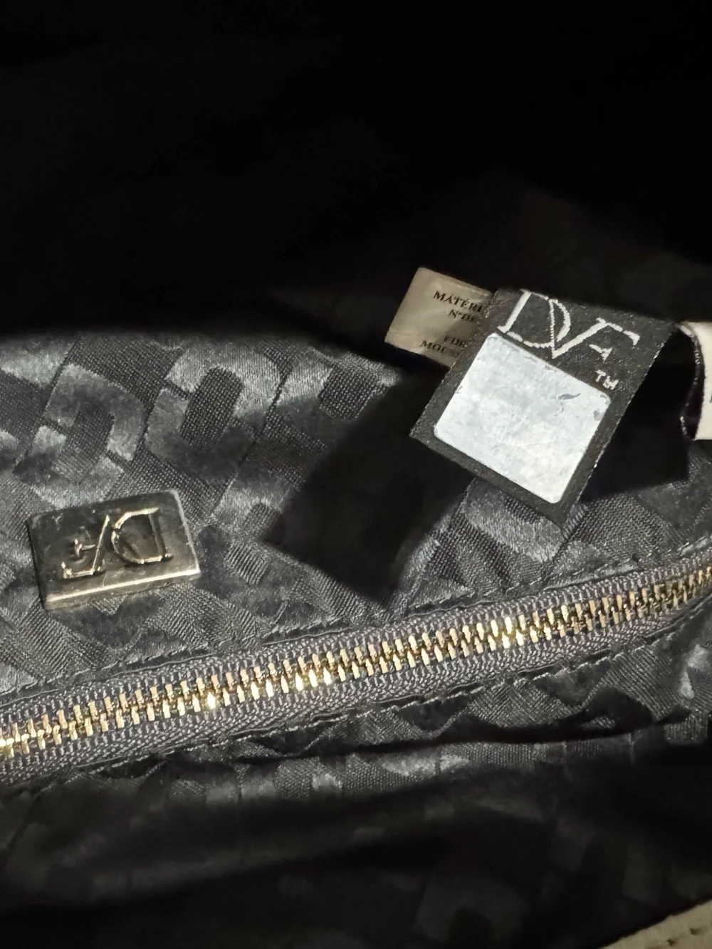 Diane Von Furstenberg tone cream curved