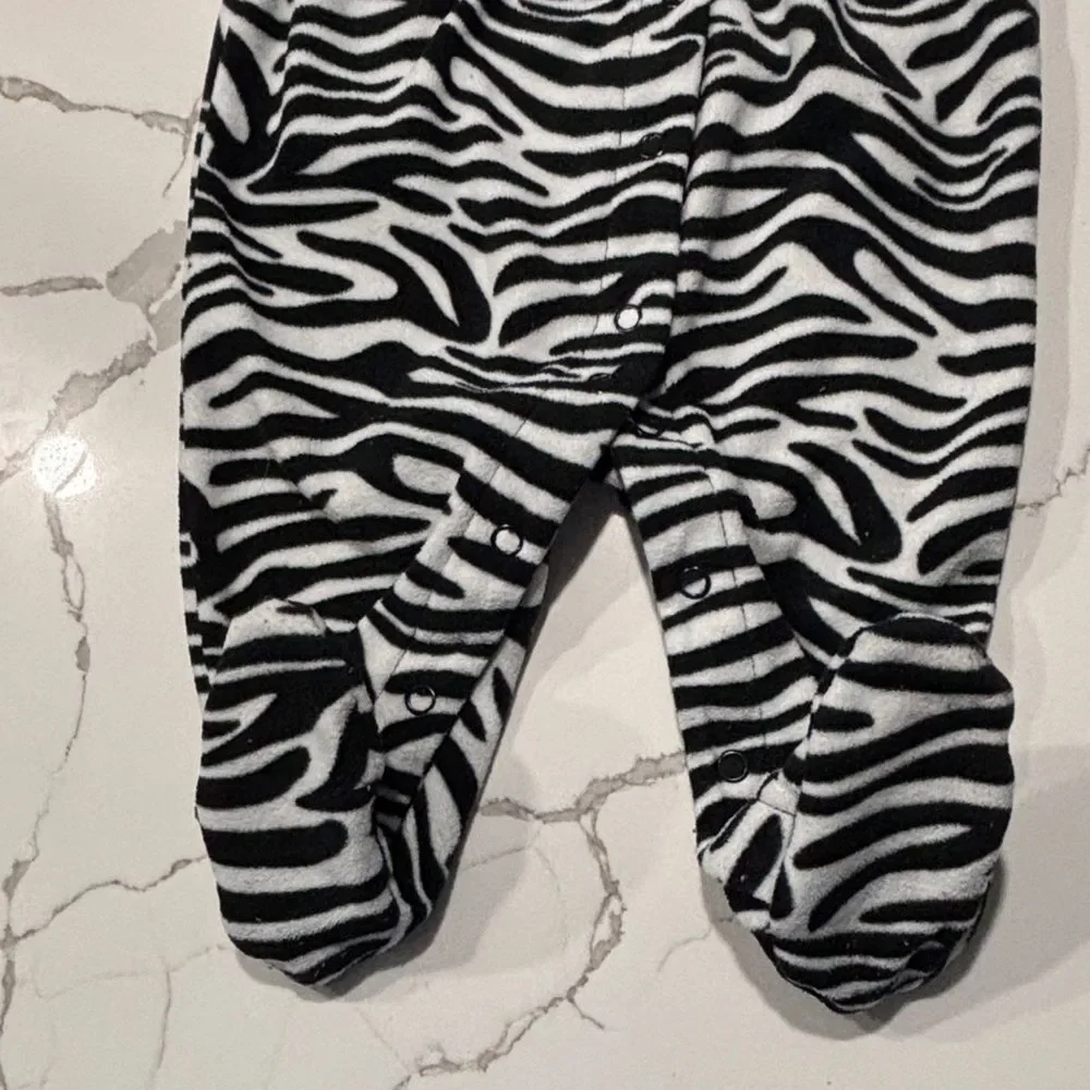 Carter's | Infant Baby Girls Footed Fleece Zebra Print Sleeper Pajamas Footie 6M