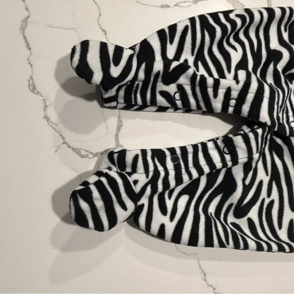 Carter's | Infant Baby Girls Footed Fleece Zebra Print Sleeper Pajamas Footie 6M