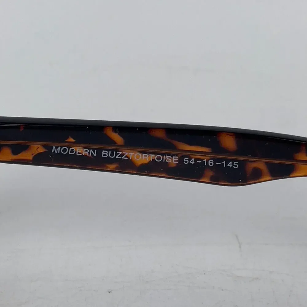 Metropolitan modern eyeglasses