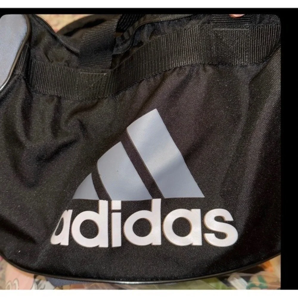 Adidas Duffel Bag Black Gray Medium Training Gym‎ Sport Travel Carry On