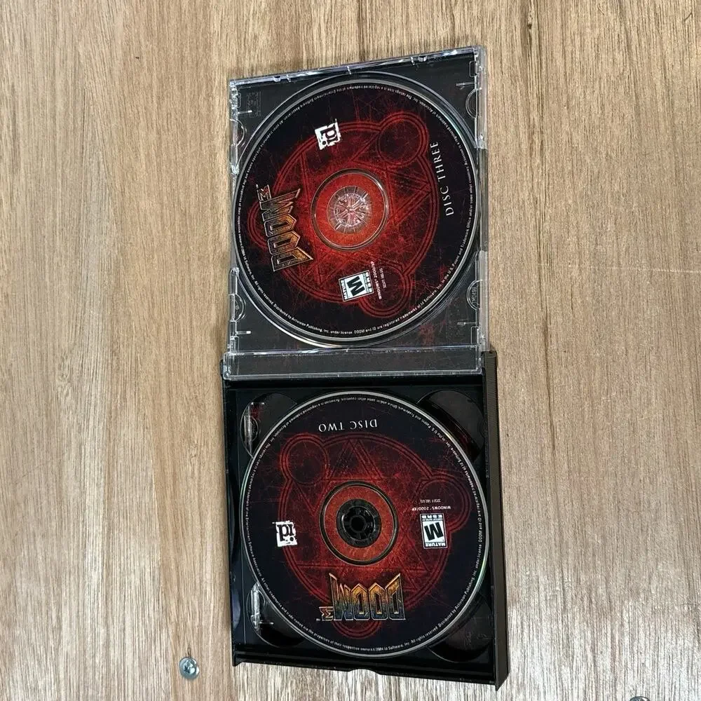 Doom 3 (PC, 2004) Video Game Incomplete Disk‎ 2/3 - Missing Disk 1