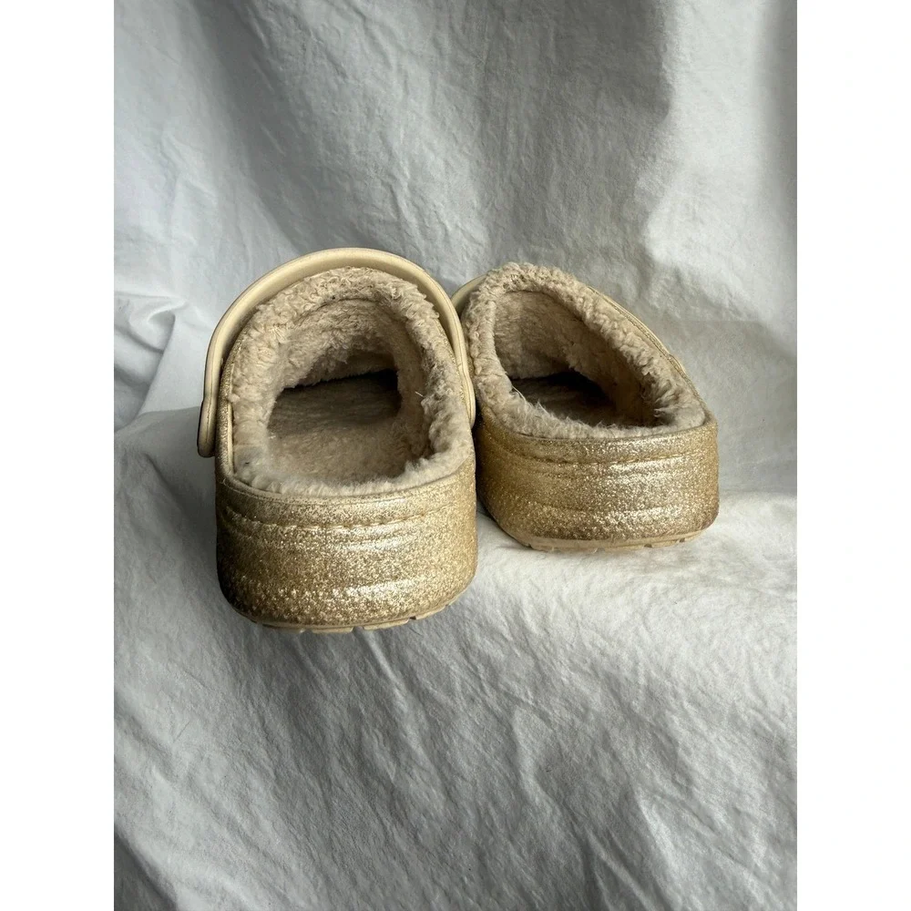 CROCS classic clogs