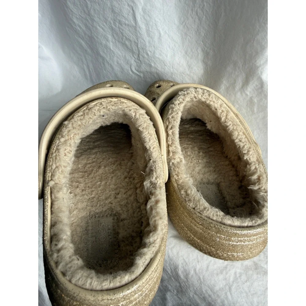 CROCS classic clogs