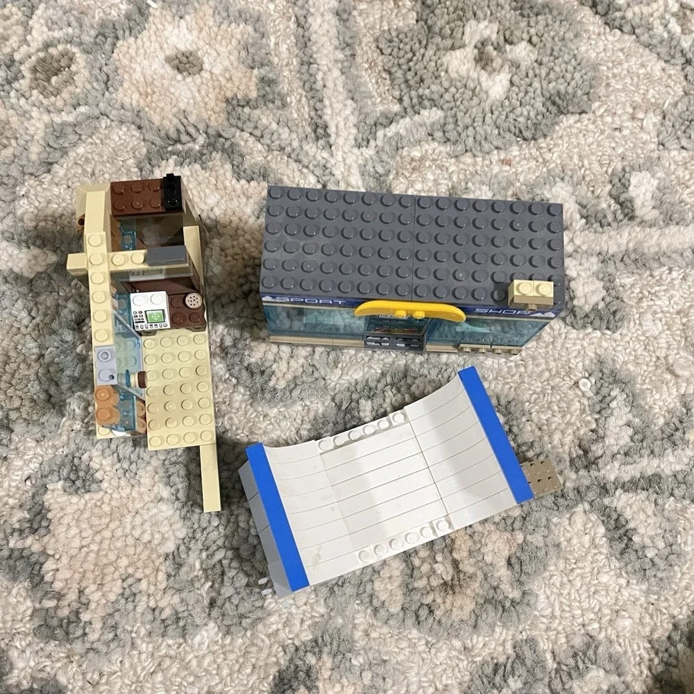 Lego incomplete