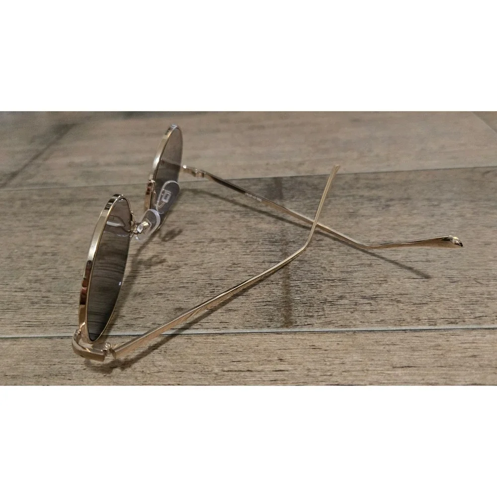 Unbranded set two