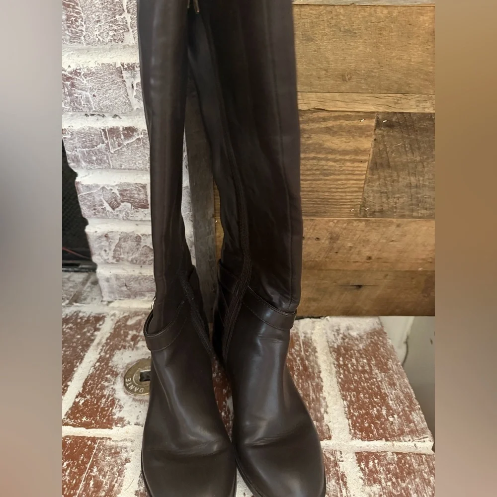 Nine West stylish brown