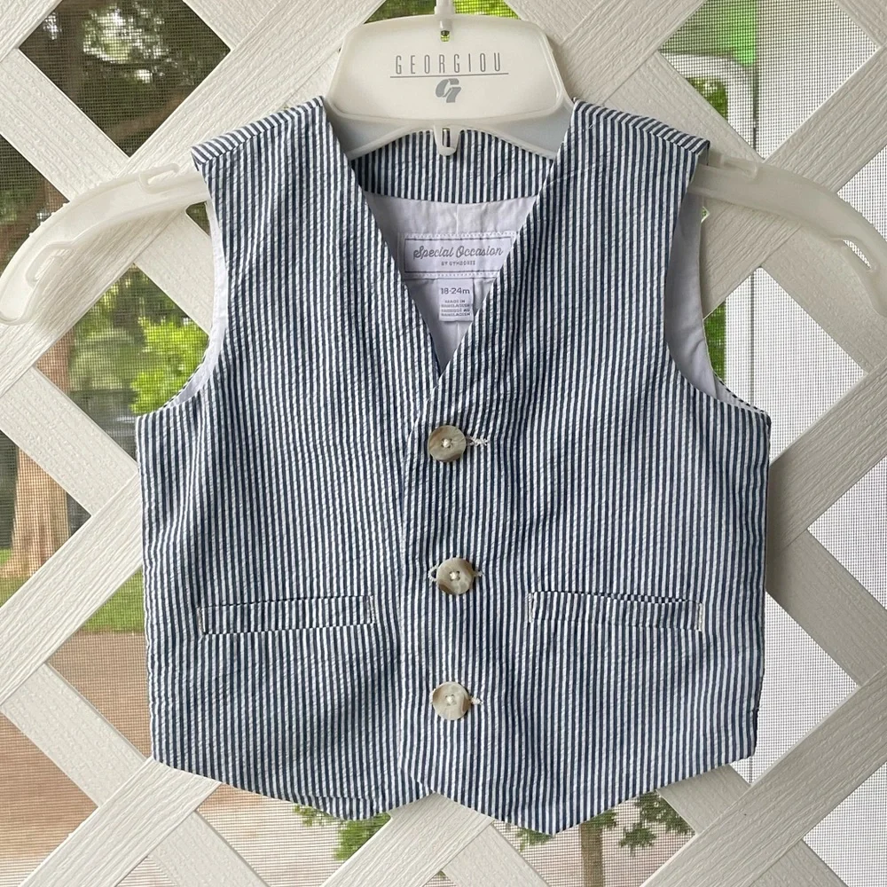 Gymboree vest he