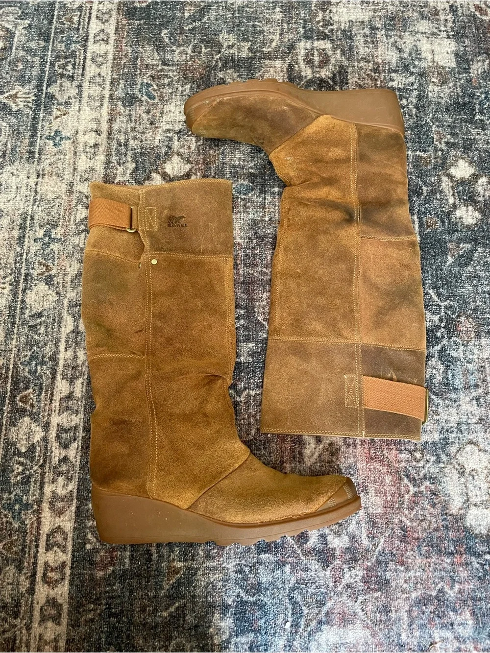Sorel brown suede