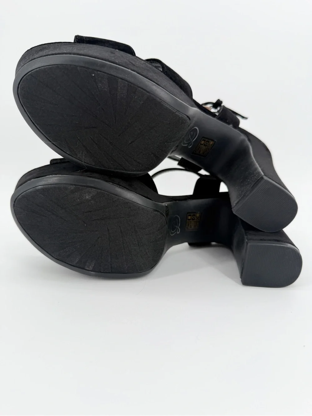 Chinese Laundry Daydreamer Velvet Platform Block Heel Sandals Black 10 NEW