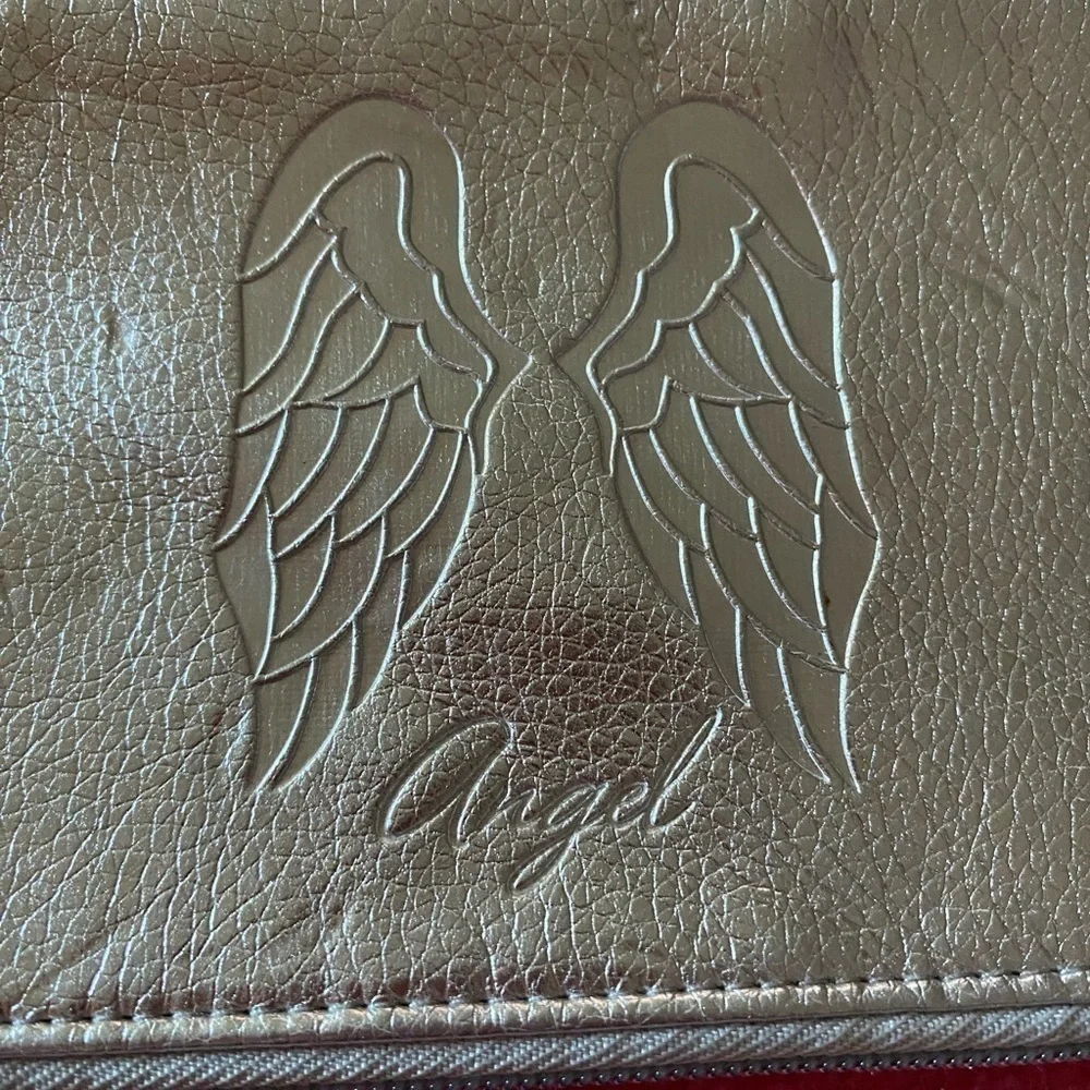 VICTORIAS SECRET ANGEL-SILVER MAKEUP/ACCESSORY BAG