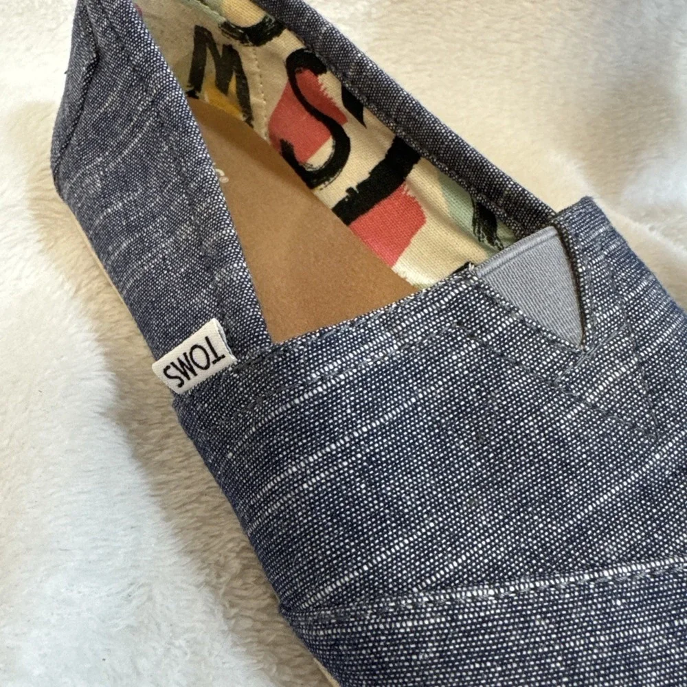 Toms style flat