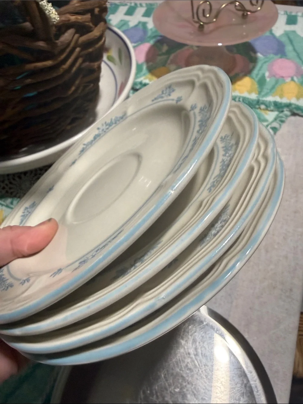 N/A set saucers