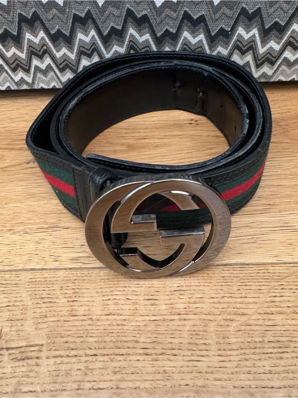 Gucci black rips men