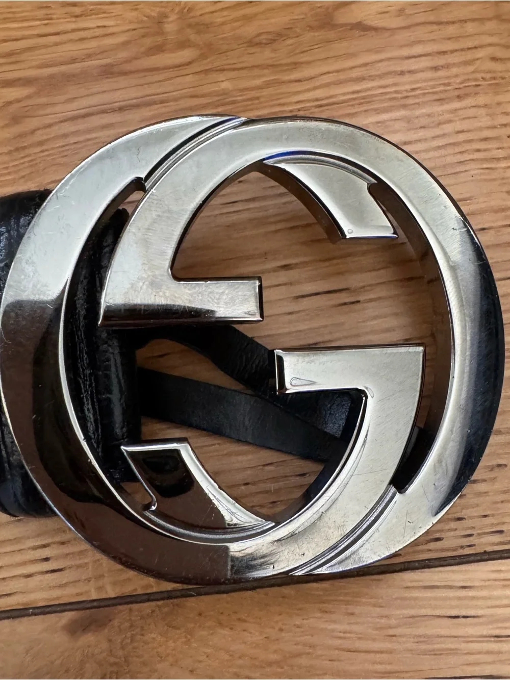 Gucci looks owned silver
