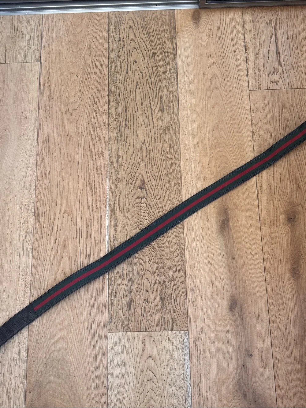 Gucci detachable hardware use