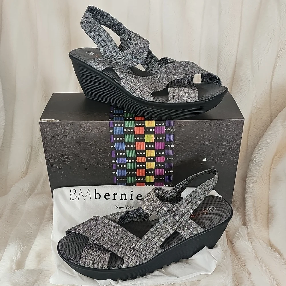 bernie mev. Gray Woven Elastic Wedge Sandals