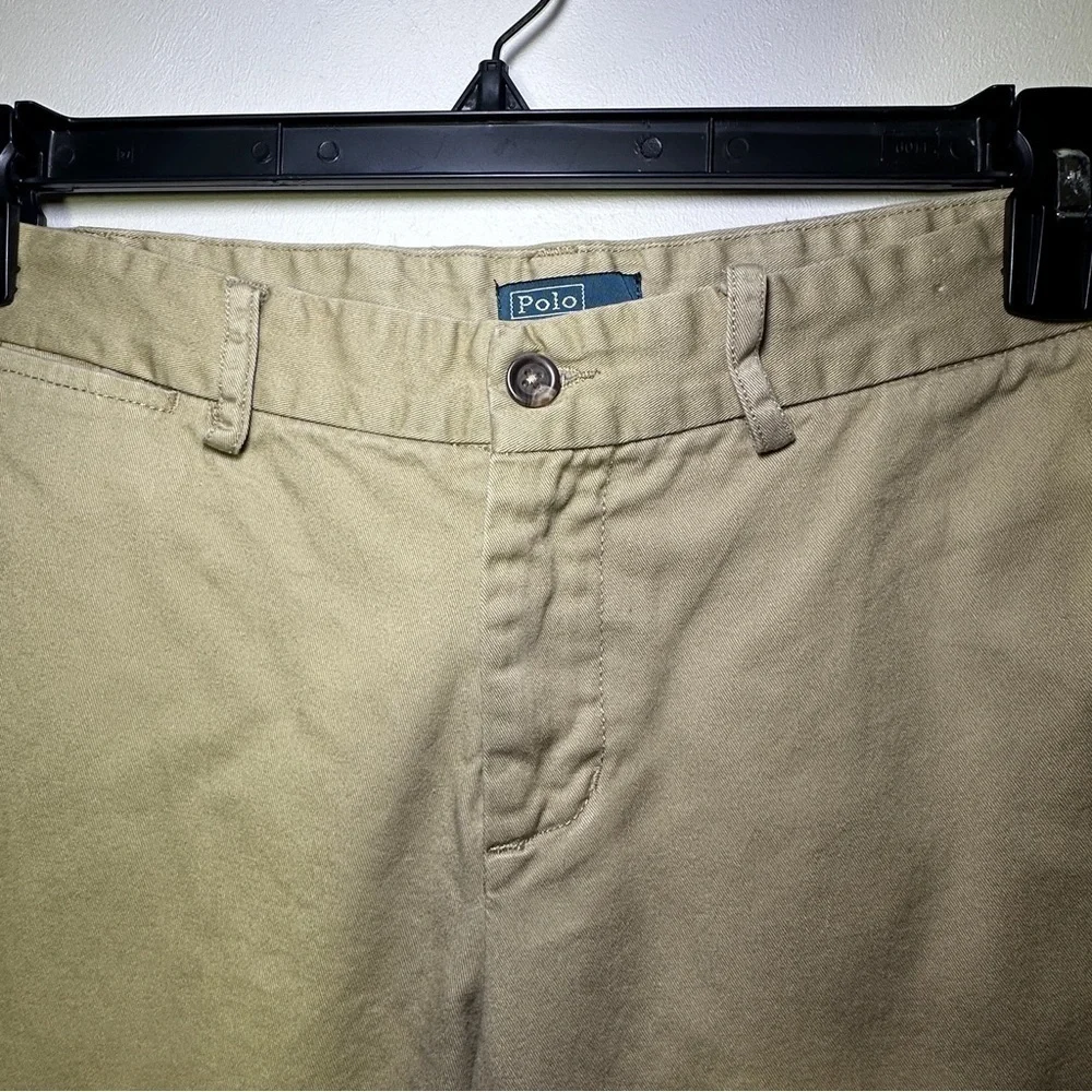 Ralph Lauren stylish khaki