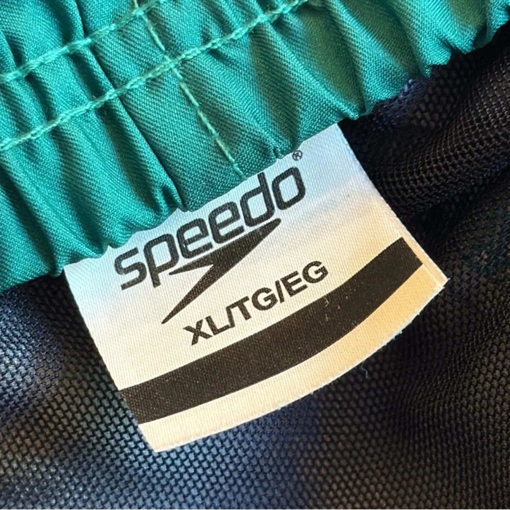 Speedo fast swimming