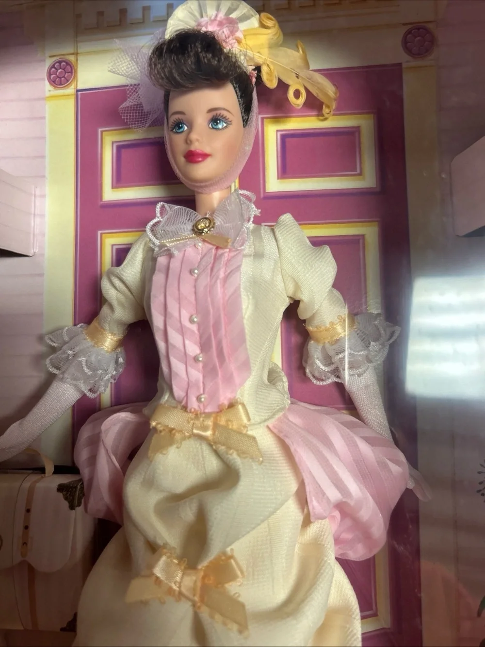 Avon 1997 barbie