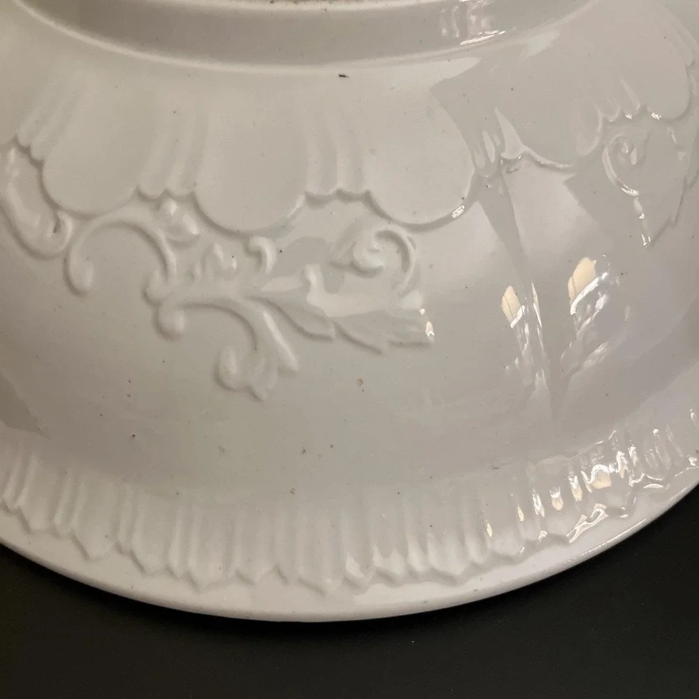 The Unbranded Brand bird bath