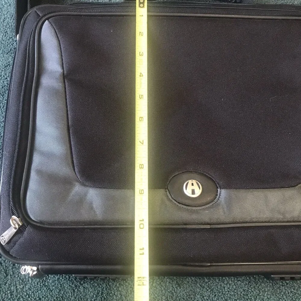 Avenues laptop computer‎ bag Tote Black Brief Case