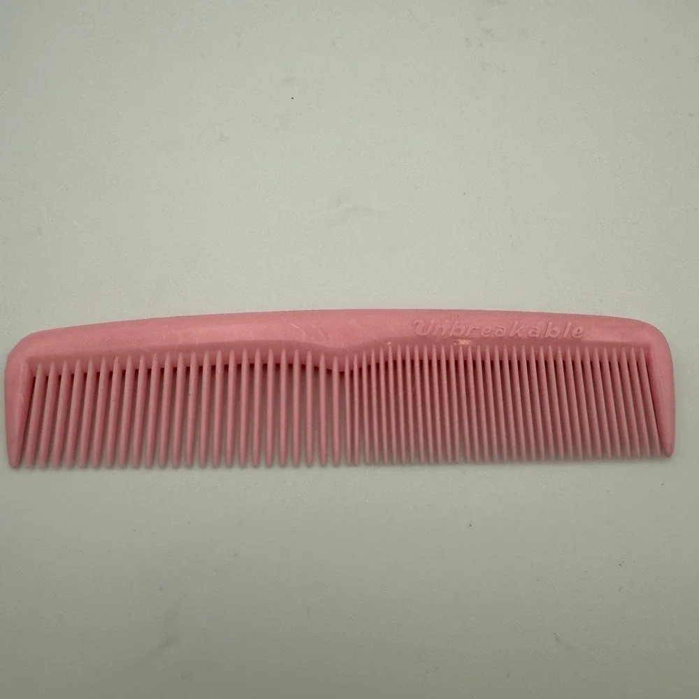 Vintage Unbreakabale Light Pink Plastic Hair Comb Wide Pocket‎