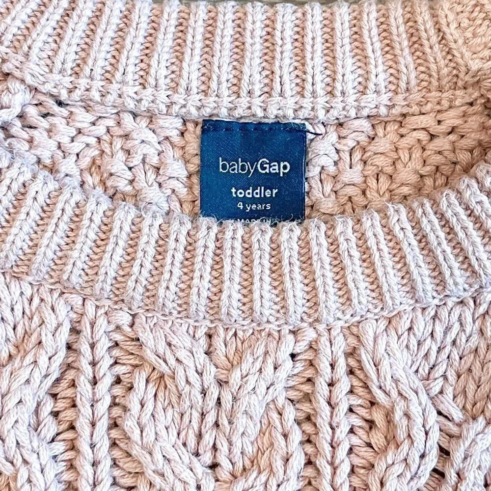GAP pink cable