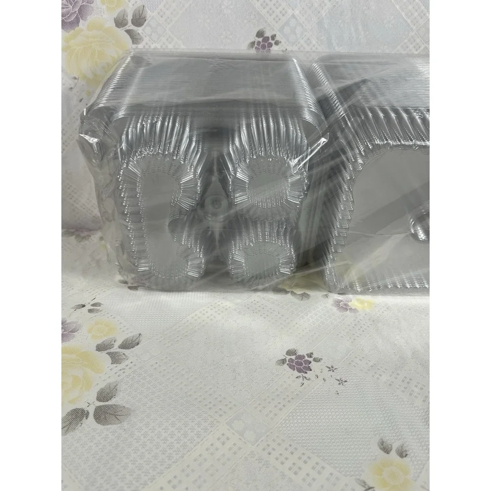 The Unbranded Brand resistant cupcake