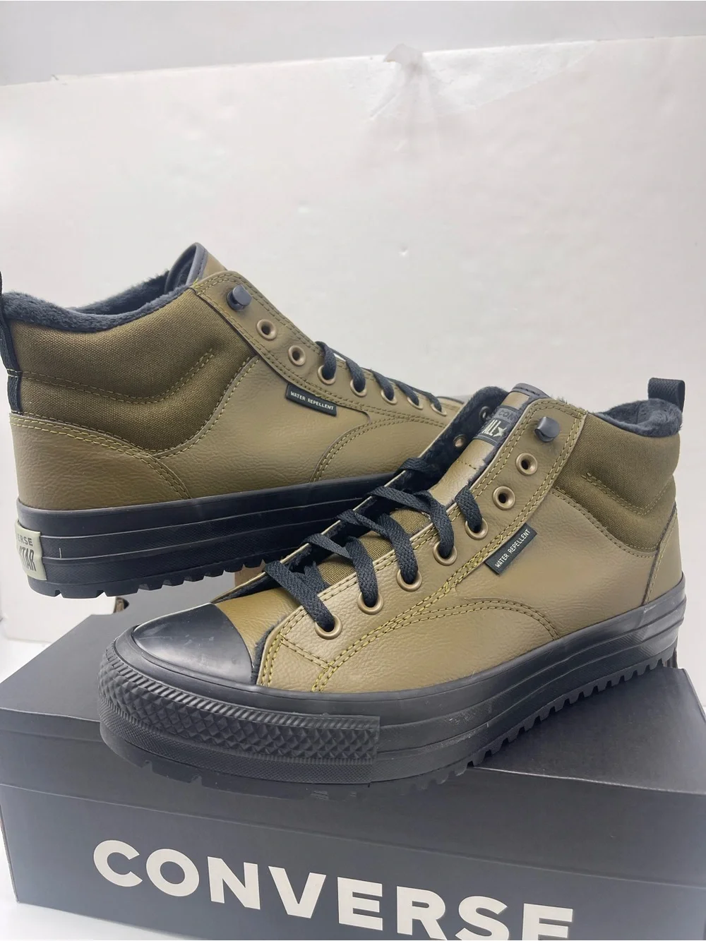 Converse high top