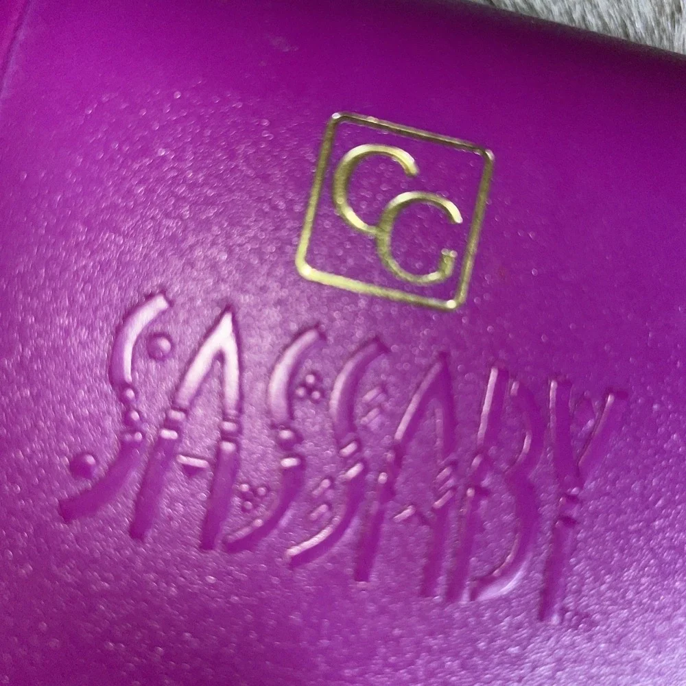 Vintage Purple Sassaby Cover Girl‎ Organizer Beauty Hair Things