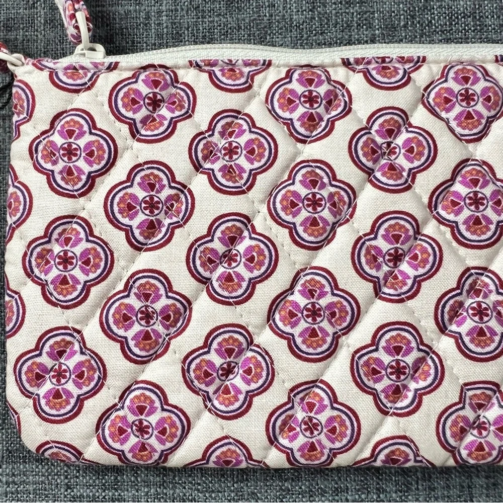Vera Bradley compact wristlet